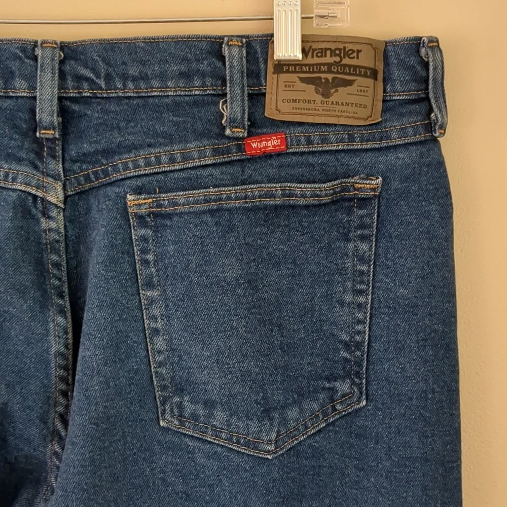 38x30 Wrangler Blue Denim Rugged Workwear Jeans Quality Basic Casual